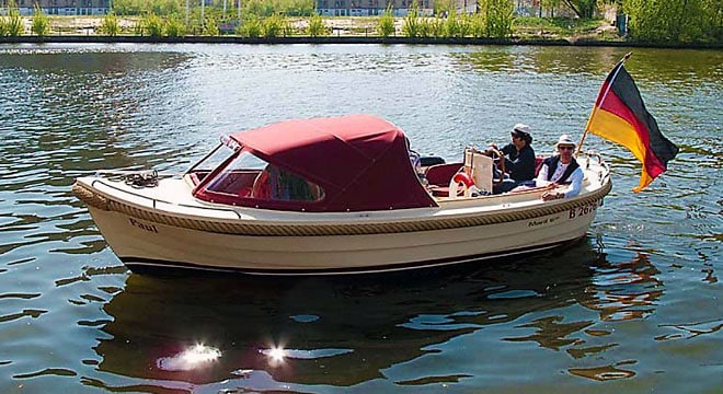 Sie haben einen Sportbootführerschein binnen, können ein Boot selber fahren und möchten eine Bootstour machen? Easy!